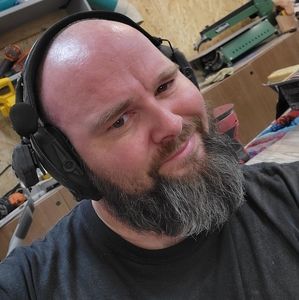 Meet your Posher, Adam